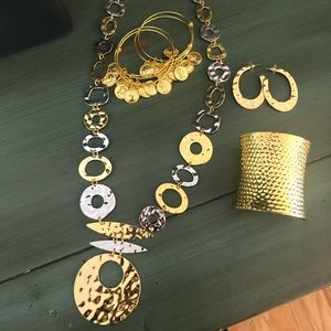 Sassy Jones 7 piece Zoe Mixed Metals set